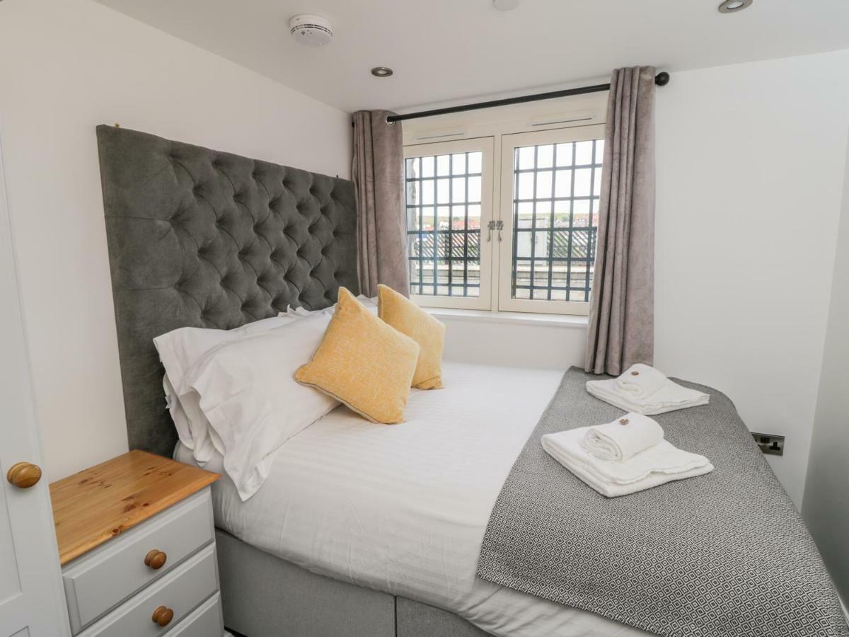 George Stephenson Engine Shed Apartment Whitby Bagian luar foto